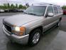 2001 Gold GMC Yukon XL 1500 4WD (3GKFK16T41G) with an 5.3L V8 OHV 16V engine, 4-Speed Automatic Overdrive transmission, located at 2630 Philips Field Rd., Fairbanks, AK, 99709, (907) 458-0593, 64.848068, -147.780609 - Photo#0